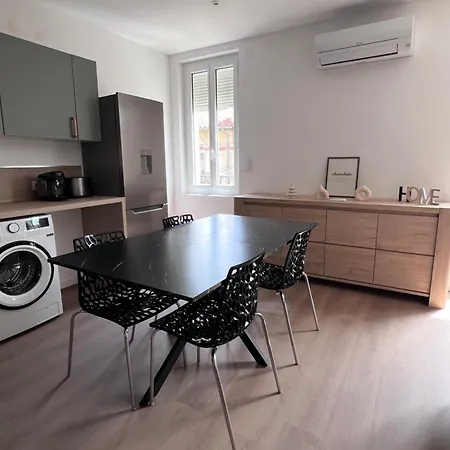 Quartier Des Poetes Apartment Perpignan